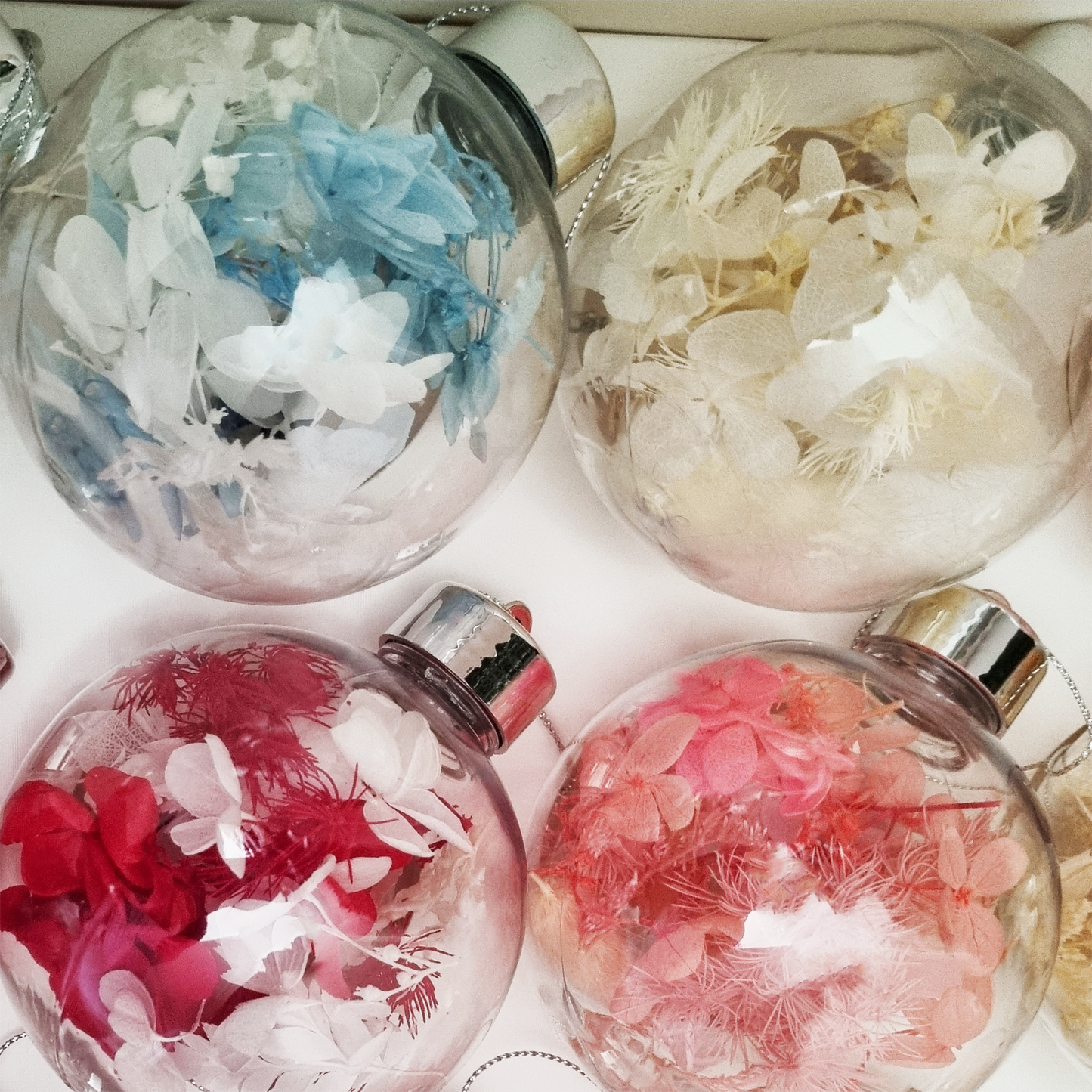 Preserved Dried Flower Shatterproof Christmas Baubles