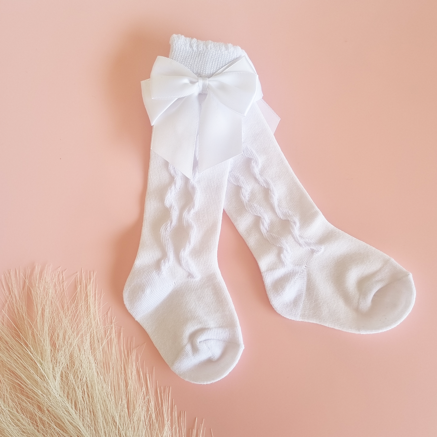 Girls Knee-high knitted Socks with Bows (3m-5 years)